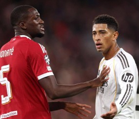 贝林历史第一人，阿诺德遭双重打击，利物浦1-0皇马追平尤文神迹